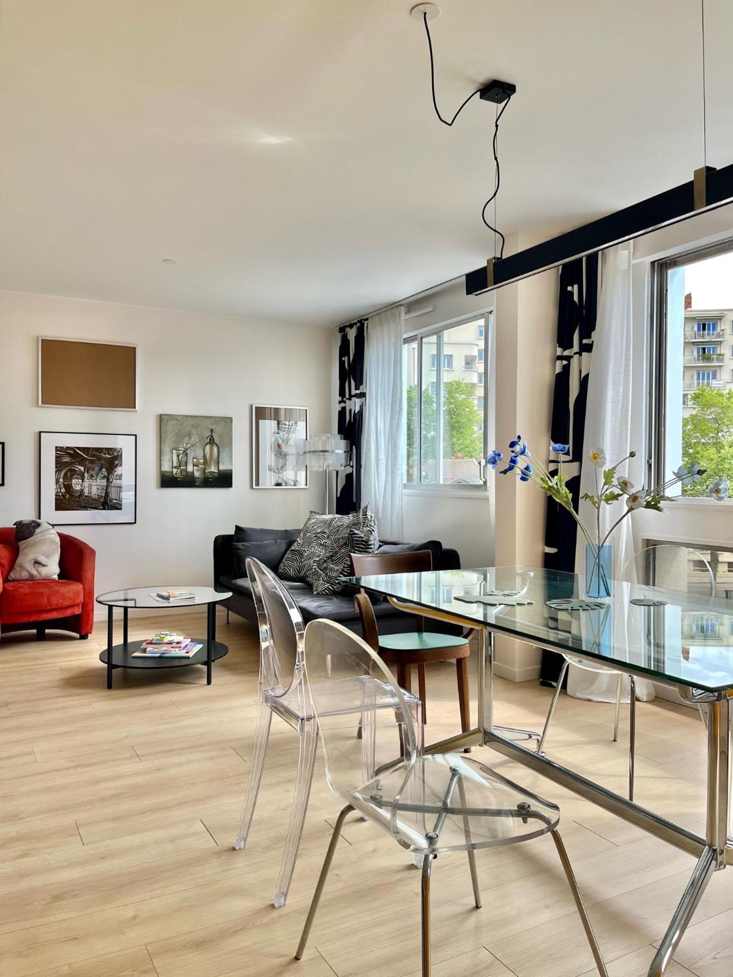 Chez Az-t3-grange Blanche-proche Metro Apartment *